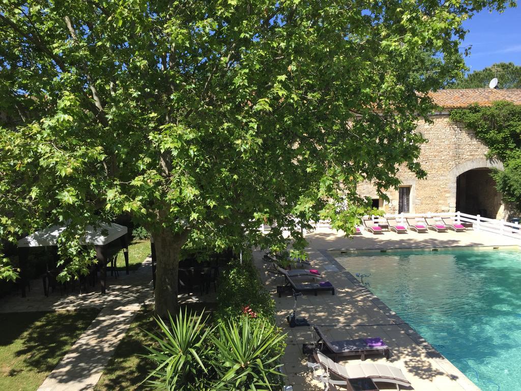 Hotel Mas De Galoffre Nimes Bagian luar foto